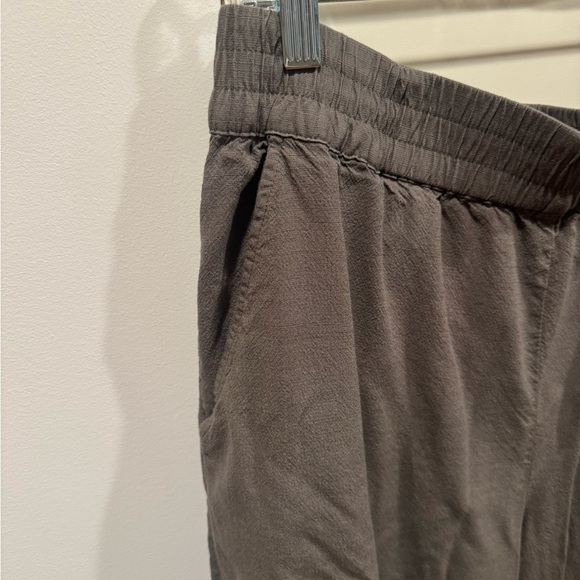 Marine Layer Allison Trouser in Dusty Olive - Picture 2 of 6